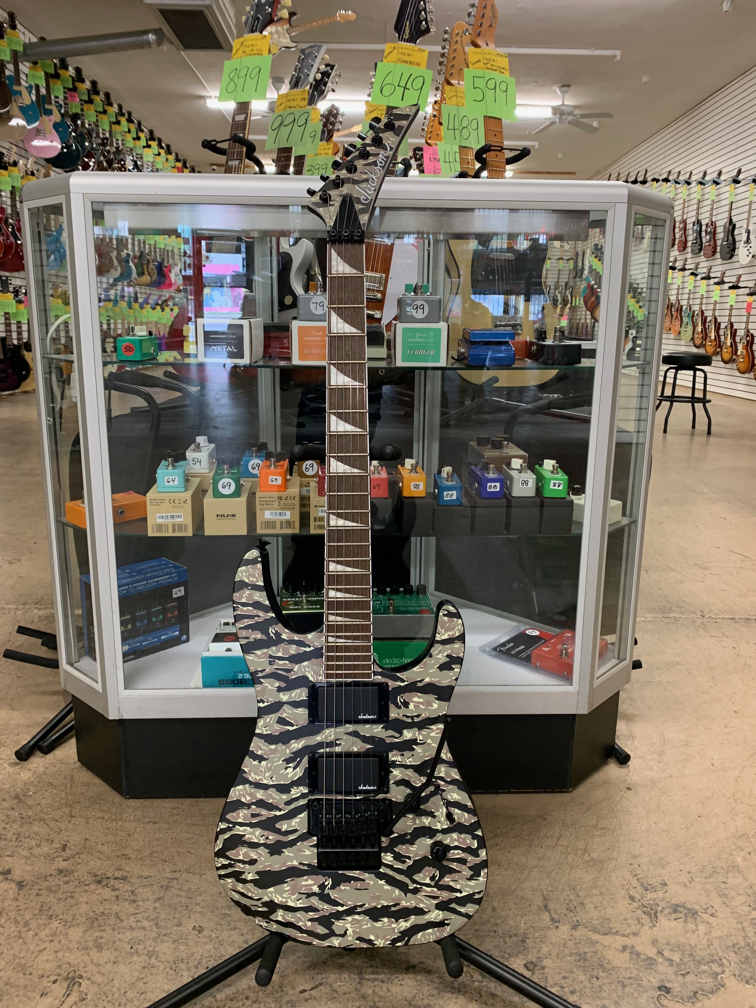 Jackson/Charvel Electric Guitars — Bizarre Guitar Jackson/Charvel Electric Guitars — Bizarre Guitar